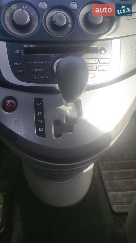 Минивэн Mitsubishi Grandis 2010 в Ужгороде фото 10 Минивэн Mitsubishi Grandis 2010 в Ужгороде