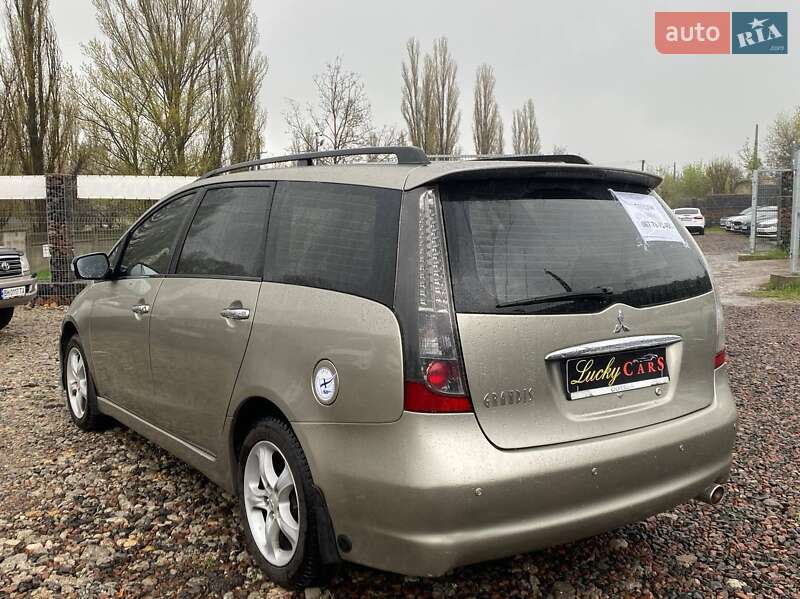 Минивэн Mitsubishi Grandis 2006 в Одессе