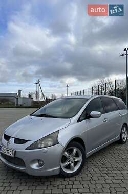 Мінівен Mitsubishi Grandis 2006 в 
