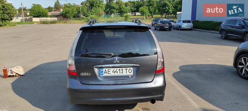 Минивэн Mitsubishi Grandis 2006 в Днепре