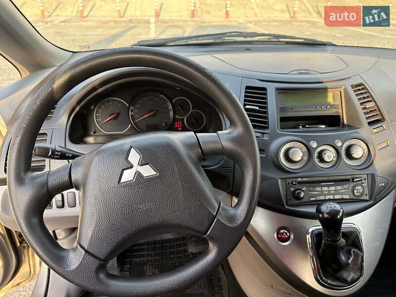 Минивэн Mitsubishi Grandis 2007 в Киеве