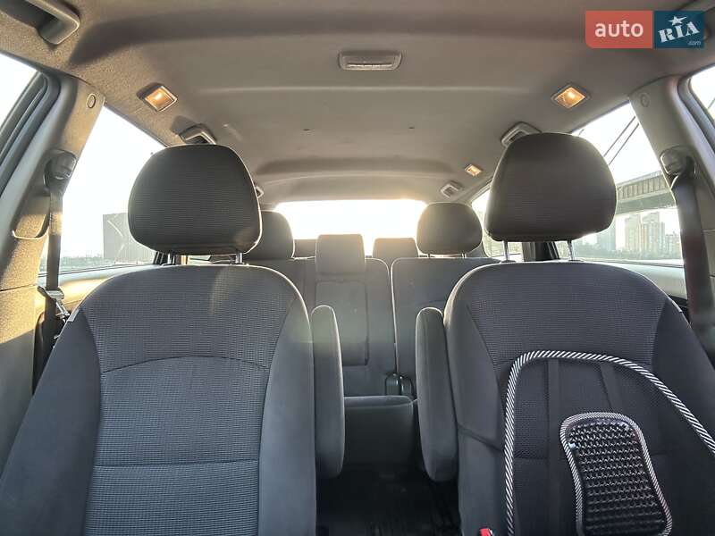 Минивэн Mitsubishi Grandis 2007 в Киеве
