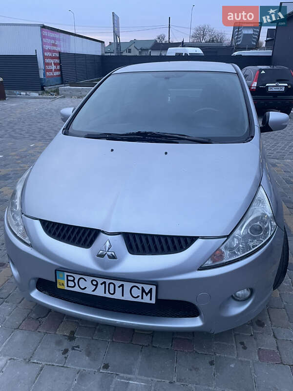 Минивэн Mitsubishi Grandis 2007 в Львове