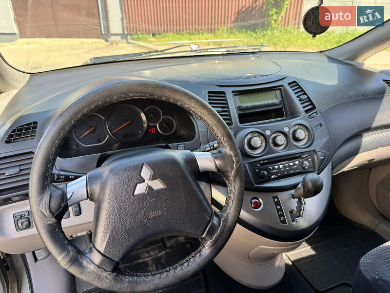 Минивэн Mitsubishi Grandis 2007 в Киеве