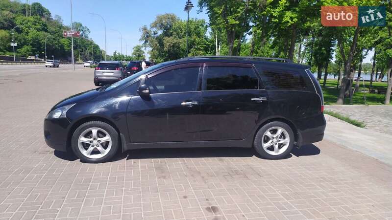 Мінівен Mitsubishi Grandis 2007 в Києві