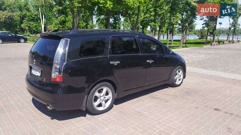 Мінівен Mitsubishi Grandis 2007 в Києві