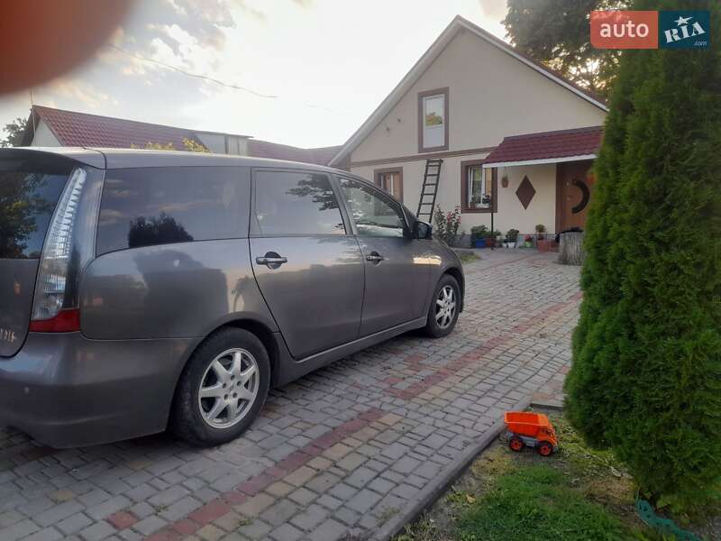 Минивэн Mitsubishi Grandis 2008 в Луцке
