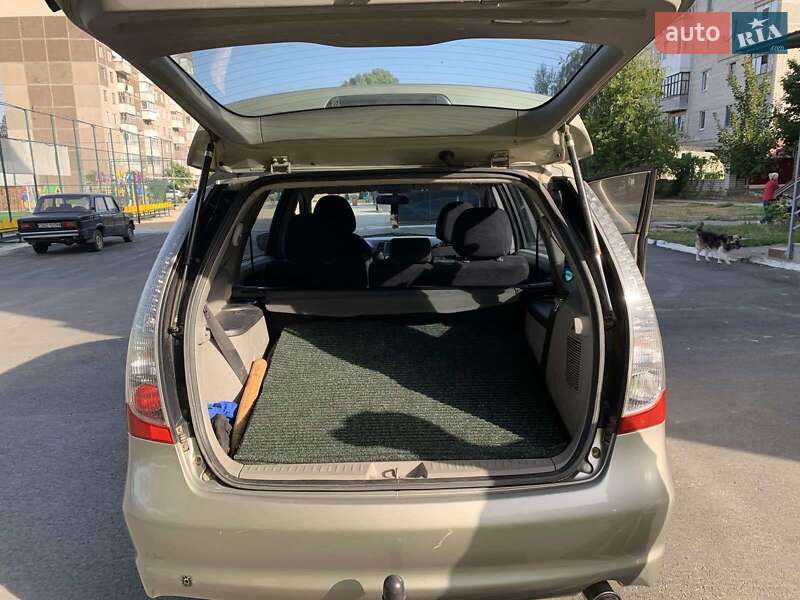 Минивэн Mitsubishi Grandis 2006 в Светловодске