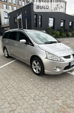 Минивэн Mitsubishi Grandis 2008 в Киеве