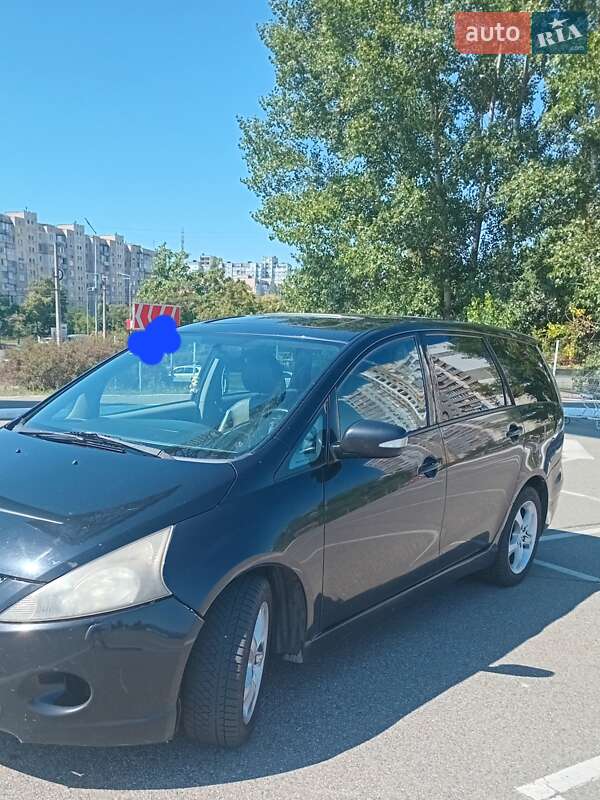 Минивэн Mitsubishi Grandis 2006 в Киеве