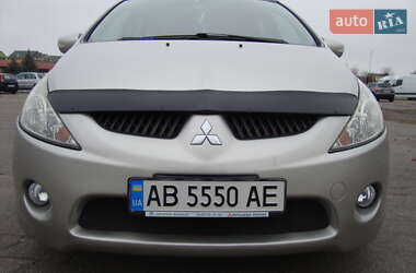 Мінівен Mitsubishi Grandis 2008 в 
