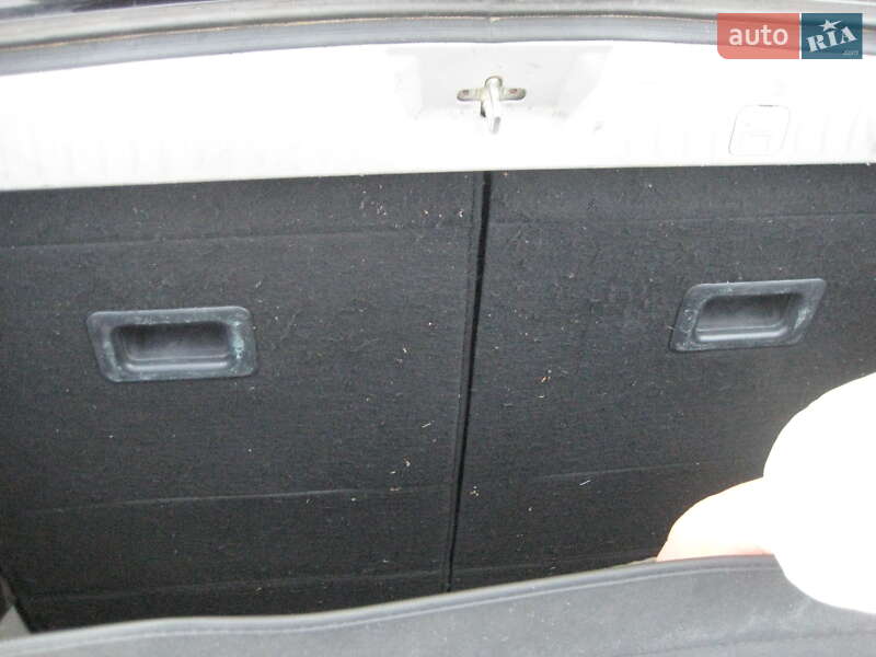 Минивэн Mitsubishi Grandis 2008 в Ивано-Франковске