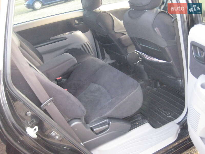 Минивэн Mitsubishi Grandis 2008 в Ивано-Франковске