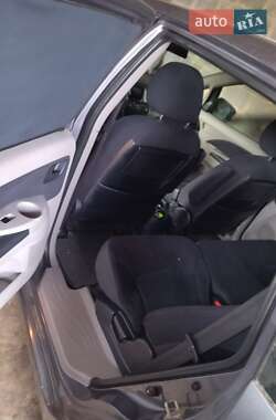 Минивэн Mitsubishi Grandis 2008 в 