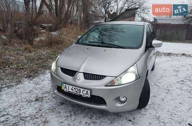 Минивэн Mitsubishi Grandis 2008 в 