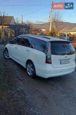 Мінівен Mitsubishi Grandis 2009 в Мукачевому