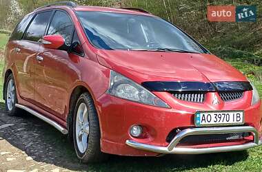 Мінівен Mitsubishi Grandis 2006 в 