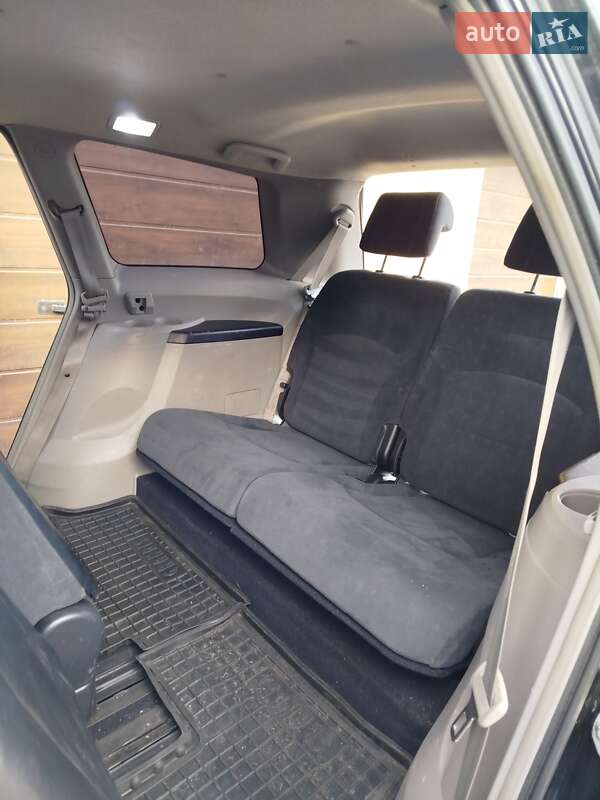 Минивэн Mitsubishi Grandis 2005 в Виннице