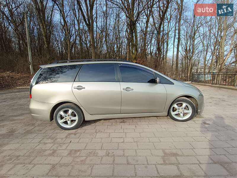 Минивэн Mitsubishi Grandis 2007 в Тернополе