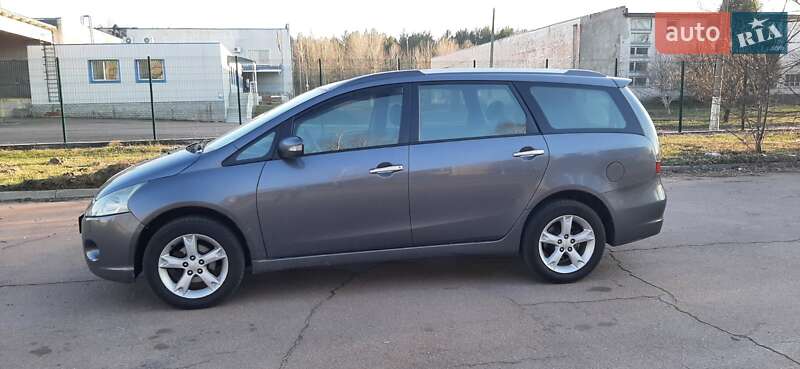 Минивэн Mitsubishi Grandis 2009 в Славутиче