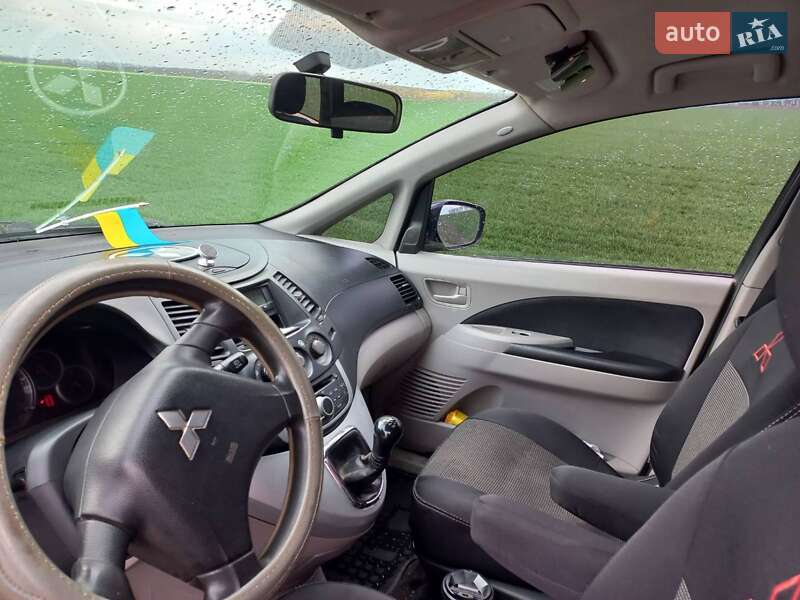 Мінівен Mitsubishi Grandis 2008 в Шполі