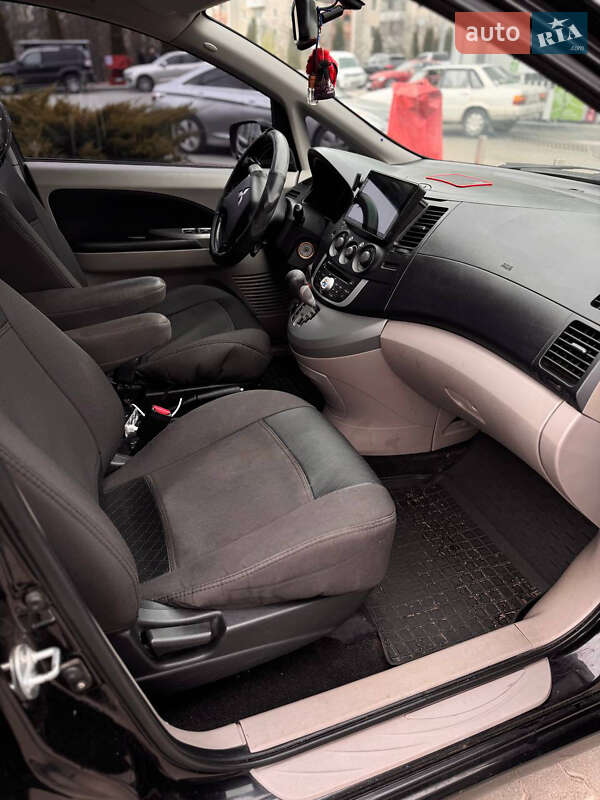 Минивэн Mitsubishi Grandis 2008 в Житомире фото 13 Минивэн Mitsubishi Grandis 2008 в Житомире