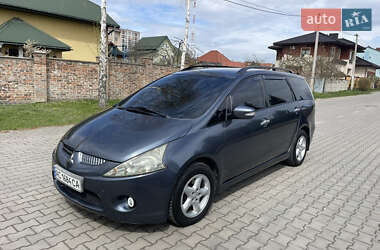 Минивэн Mitsubishi Grandis 2006 в 