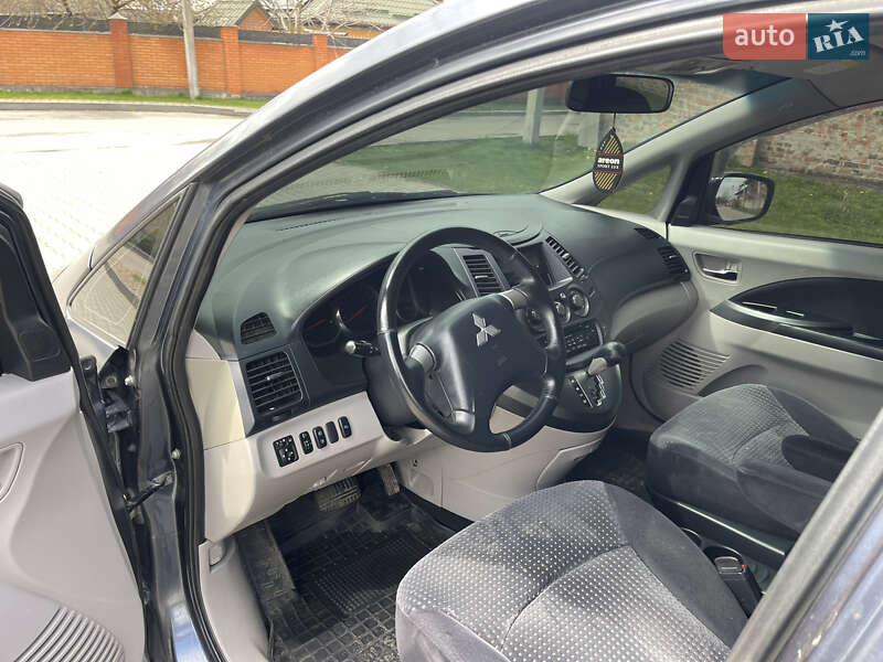 Мінівен Mitsubishi Grandis 2006 в Луцьку