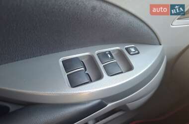 Мінівен Mitsubishi Grandis 2008 в 