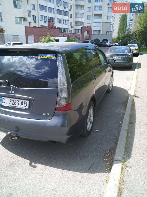 Мінівен Mitsubishi Grandis 2006 в Києві фото 7 Мінівен Mitsubishi Grandis 2006 в Києві