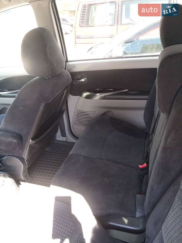 Мінівен Mitsubishi Grandis 2006 в Києві фото 20 Мінівен Mitsubishi Grandis 2006 в Києві