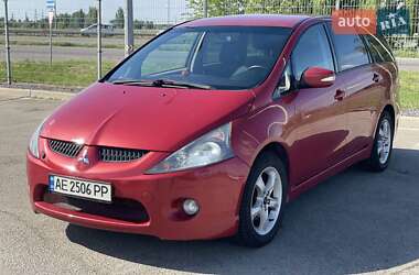 Мінівен Mitsubishi Grandis 2005 в 