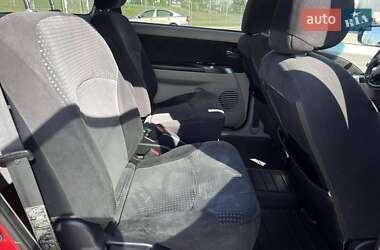 Мінівен Mitsubishi Grandis 2005 в 