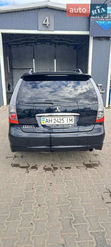 Минивэн Mitsubishi Grandis 2006 в Дрогобыче