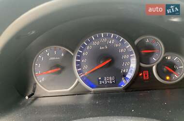 Минивэн Mitsubishi Grandis 2008 в 