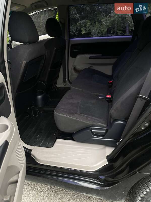 Минивэн Mitsubishi Grandis 2008 в Остроге фото 11 Минивэн Mitsubishi Grandis 2008 в Остроге