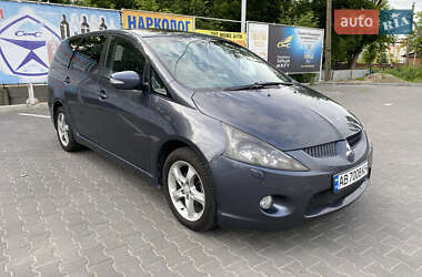 Мінівен Mitsubishi Grandis 2007 в 