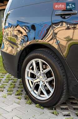 Мінівен Mitsubishi Grandis 2008 в 