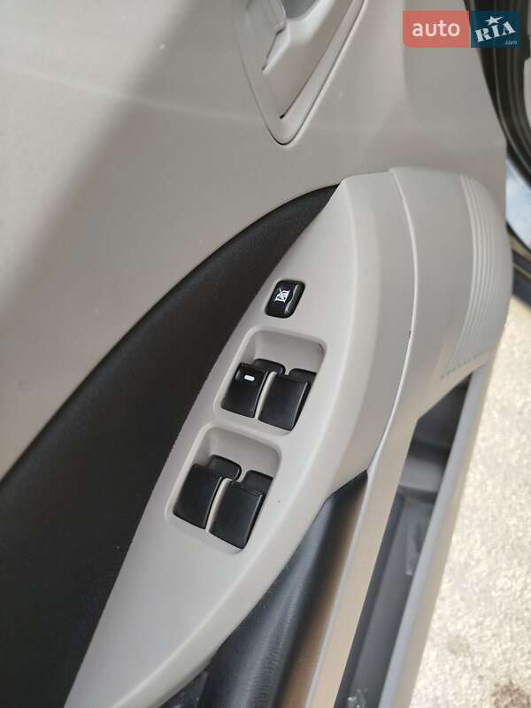 Мінівен Mitsubishi Grandis 2007 в Кременчуці