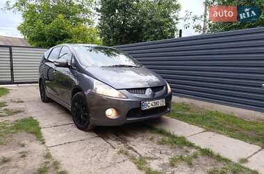 Минивэн Mitsubishi Grandis 2008 в 