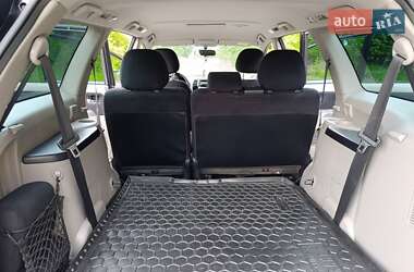 Минивэн Mitsubishi Grandis 2008 в 