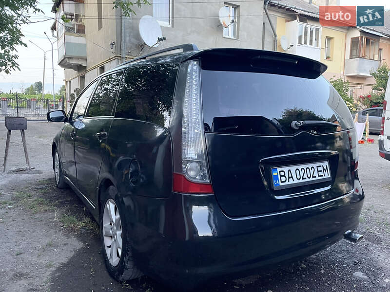 Мінівен Mitsubishi Grandis 2005 в Чернівцях