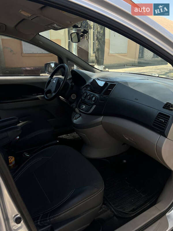 Мінівен Mitsubishi Grandis 2007 в Знам'янці