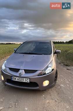 Мінівен Mitsubishi Grandis 2004 в Острозі