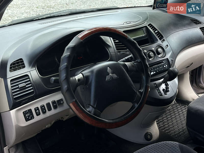 Минивэн Mitsubishi Grandis 2006 в Харькове