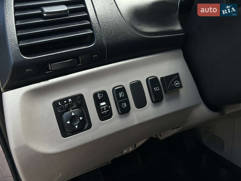 Минивэн Mitsubishi Grandis 2006 в Харькове