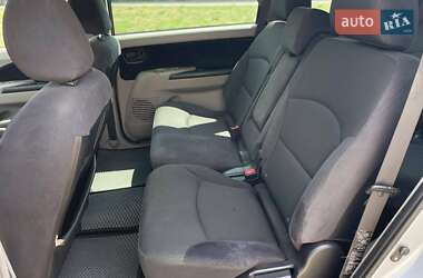 Минивэн Mitsubishi Grandis 2006 в 