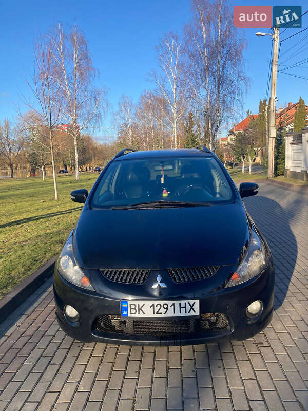 Минивэн Mitsubishi Grandis 2005 в Ровно