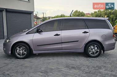 Минивэн Mitsubishi Grandis 2006 в 
