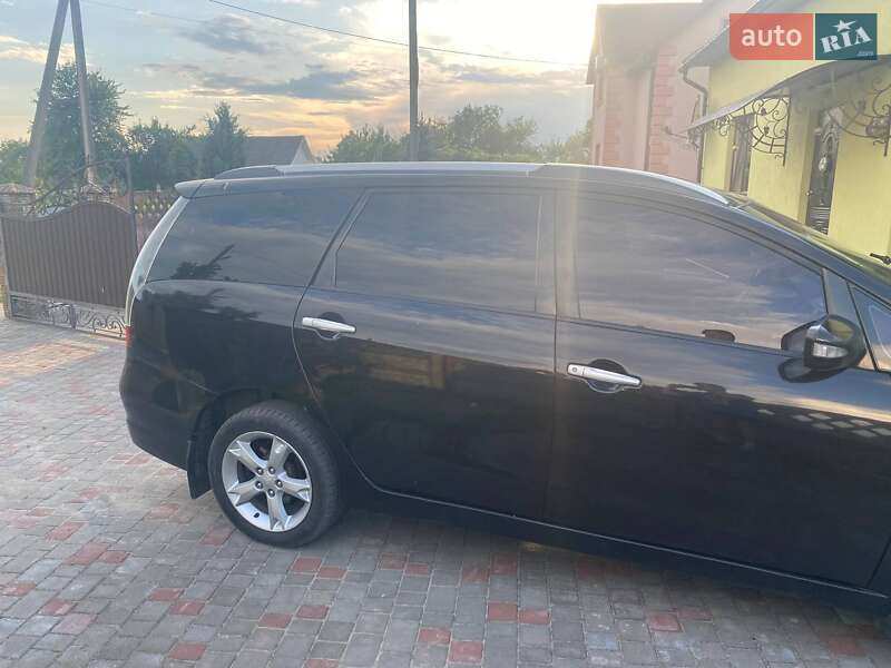 Минивэн Mitsubishi Grandis 2008 в Львове